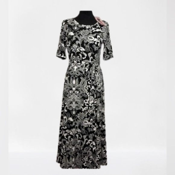 Nina Leonard Dresses & Skirts - NWT Nina Leonard Miracle Matte Jersey Maxi-dress Sz Small Floral Scroll